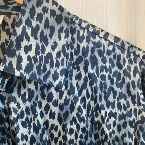 Zanella Womens Gray Cheetah Print 100% Silk Button Up Blouse - Picture 3 of 6